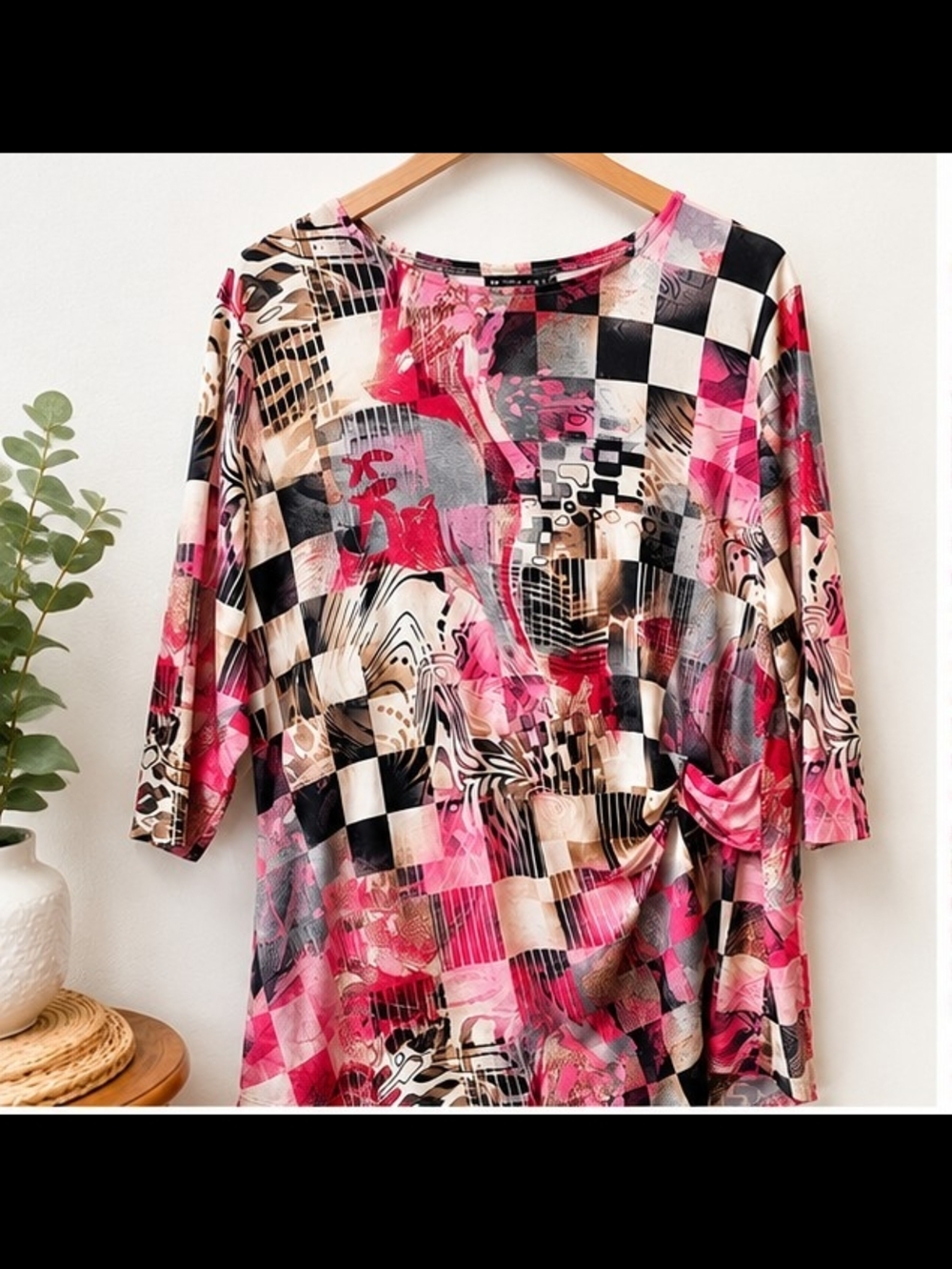 Women’s Pink & Black Abstract Check Tunic Top